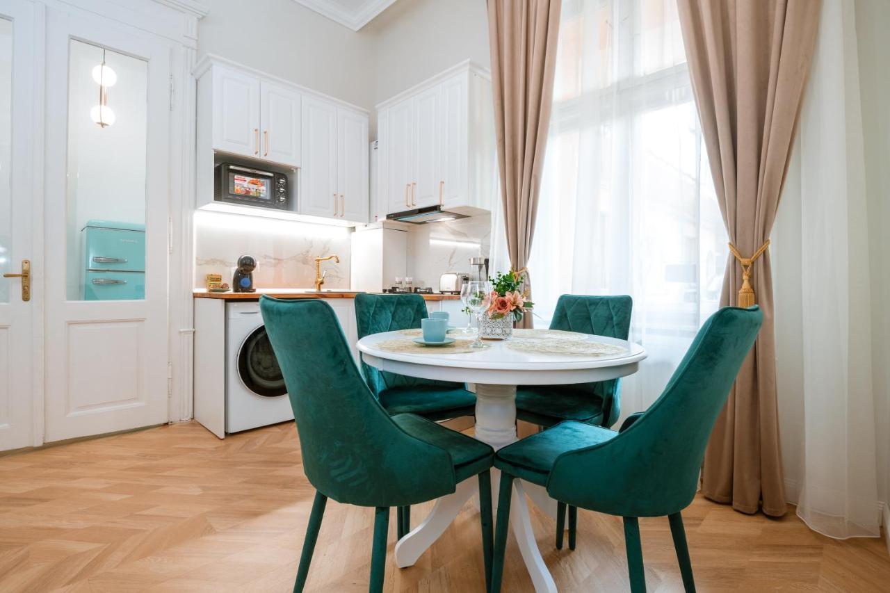 Apartament De Lux Central, P-Ta Matei Corvin Клуж-Напока Екстериор снимка
